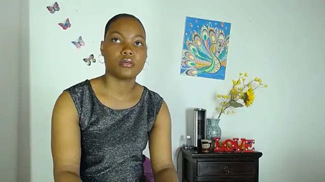 Madison  12 online show from December 5, 8:22 pm