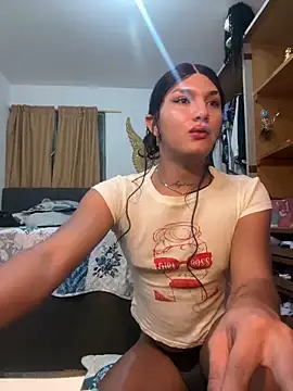 Snapshot of cataafitt chatting on December 28, 4:41 am cataafitt online show from December 28, 4:41 am