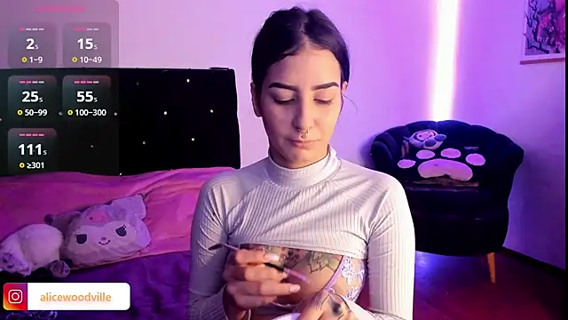 Alice woodville online show from December 30, 11:38 pm