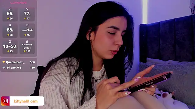 Alice woodville online show from February 28, 9:33 pm