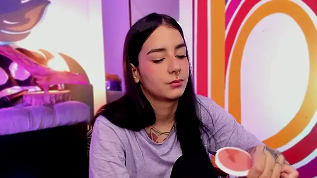 Alice woodville online show from September 18, 3:14 pm