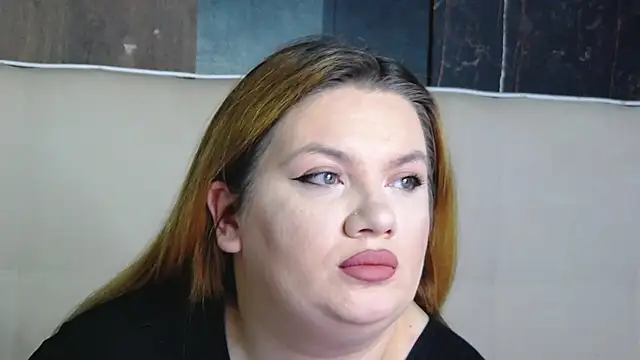 MelanieBrownn online show from January 13, 6:18 am