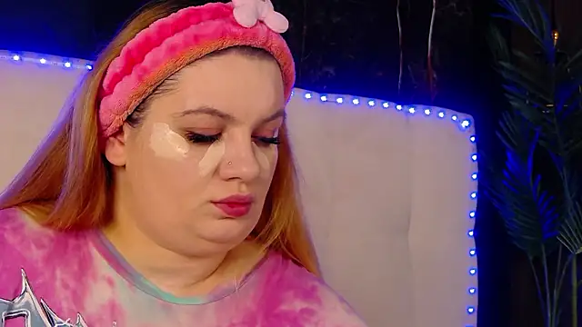 MelanieBrownn online show from March 14, 5:13 am