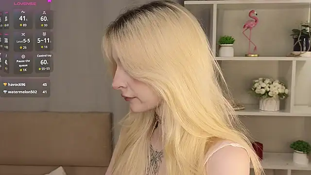 Naughty  Couplles online show from February 26, 3:27 am