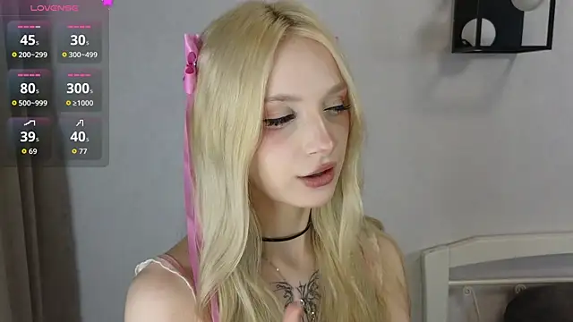 Naughty  Couplles online show from March 26, 3:12 am