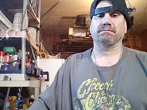 clitstitsandbongrips online show from January 28, 4:08 am