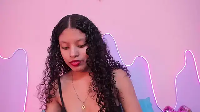 Mingie Rouse online show from April 8, 3:06 am