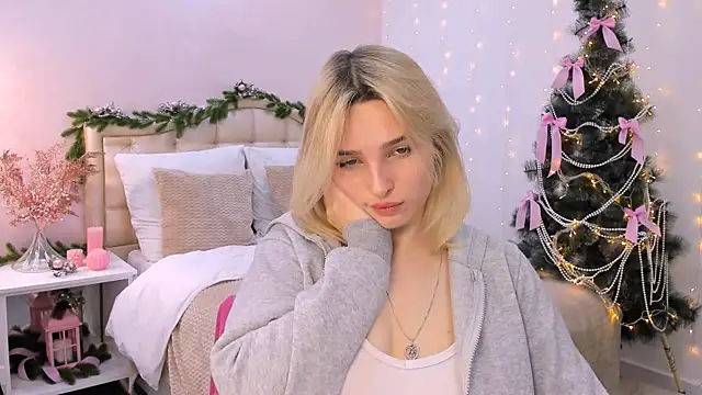Snapshot of tendermeow chatting on December 20, 4:25 pm tendermeow online show from December 20, 4:25 pm