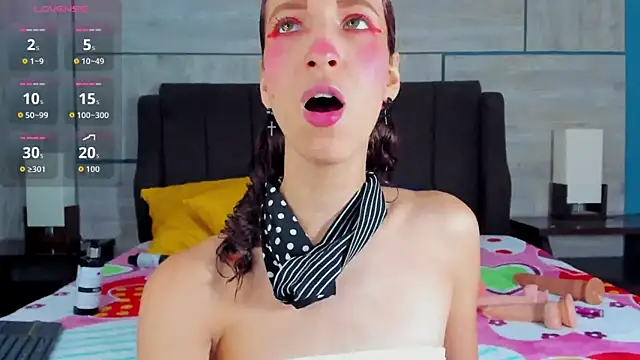 ZaritaLenon online show from December 13, 10:15 pm