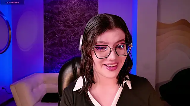 Snapshot of AmberFarrell chatting on December 13, 8:36 pm AmberFarrell online show from December 13, 8:36 pm