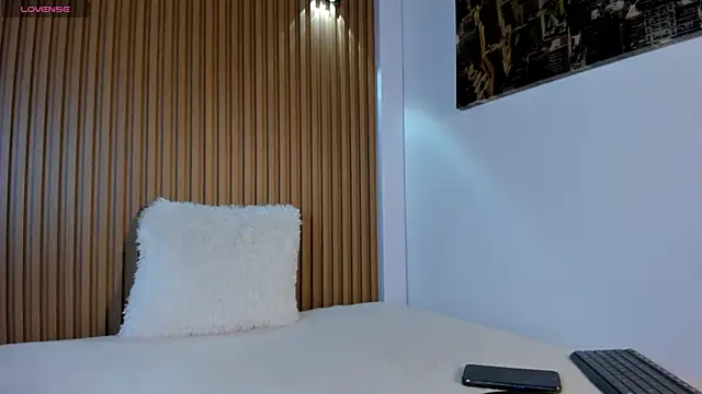 valentina lux online show from March 21, 7:24 pm