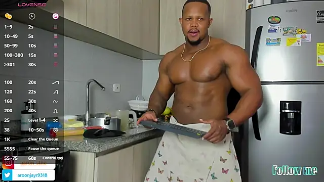 Aaron ST online show from October 10, 6:29 pm