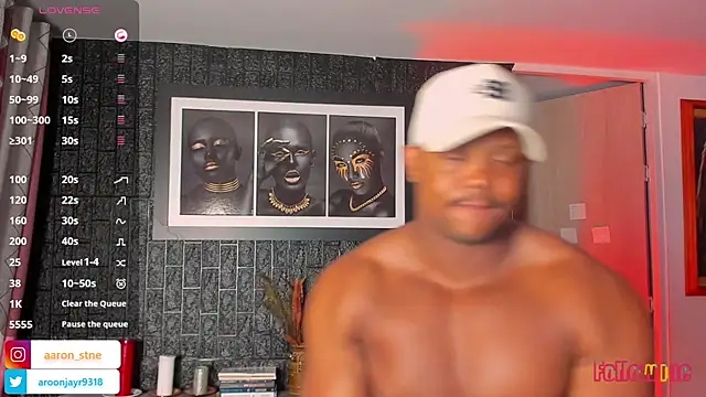 Aaron ST online show from February 9, 11:03 am