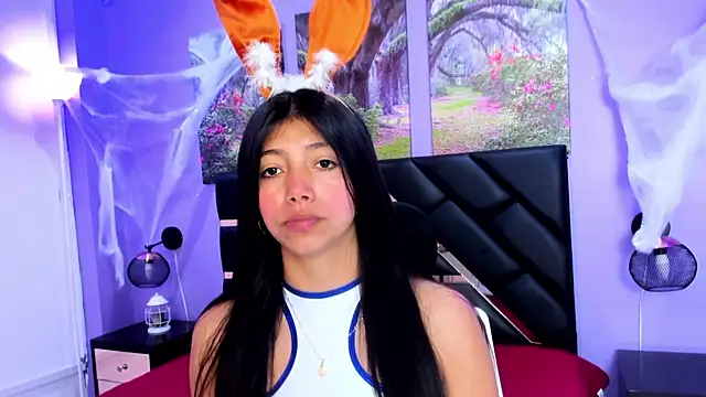 Snapshot of KimberlyVillaLobos chatting on October 31, 11:44 am KimberlyVillaLobos online show from October 31, 11:44 am