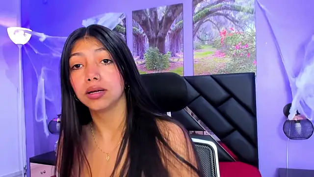 Snapshot of KimberlyVillaLobos chatting on November 8, 11:32 am KimberlyVillaLobos online show from November 8, 11:32 am