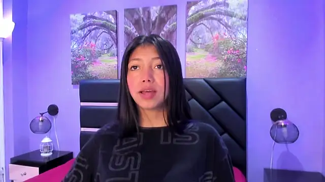 Snapshot of KimberlyVillaLobos chatting on November 17, 11:38 am KimberlyVillaLobos online show from November 17, 11:38 am