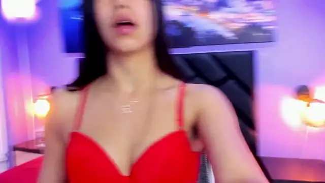 KimberlyVillaLobos online show from February 14, 11:29 am