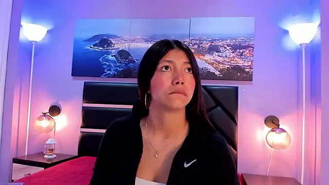 KimberlyVillaLobos online show from April 15, 11:28 am