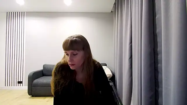 Daniella Lorente online show from December 21, 7:38 pm