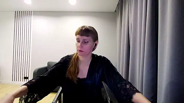 Daniella Lorente online show from January 19, 9:34 pm