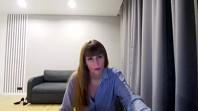 Daniella Lorente online show from February 9, 11:57 pm