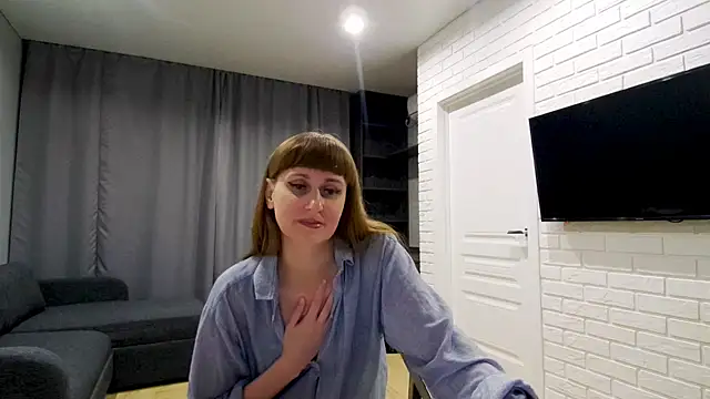 Snapshot of Daniella_Lorente chatting on May 15, 11:23 pm Daniella Lorente online show from May 15, 11:23 pm