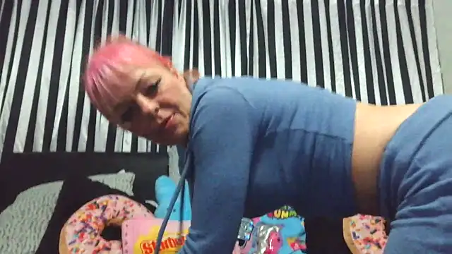 rileyraerhoads online show from September 27, 3:55 am