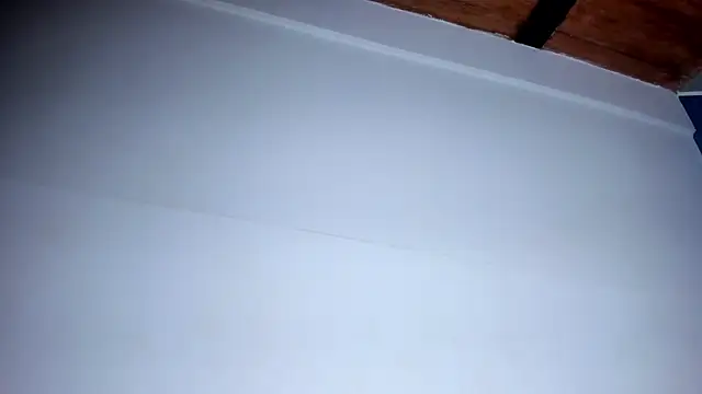 skinnycollins1 online show from October 7, 1:36 am