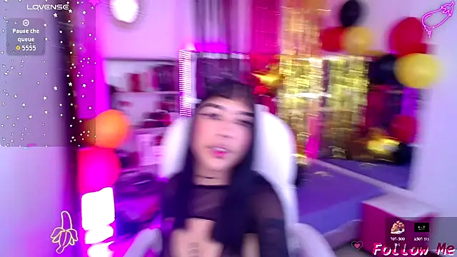 AliceWalker 11 online show from September 28, 8:14 pm