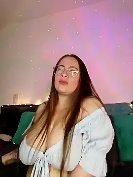 soofy   online show from November 11, 2:33 am