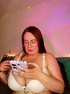 soofy   online show from February 18, 3:46 am