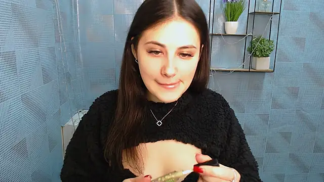 AliceSexyyy  online show from December 8, 1:14 pm