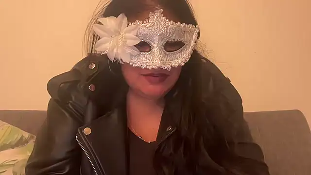 MashaCL online show from November 5, 6:08 pm