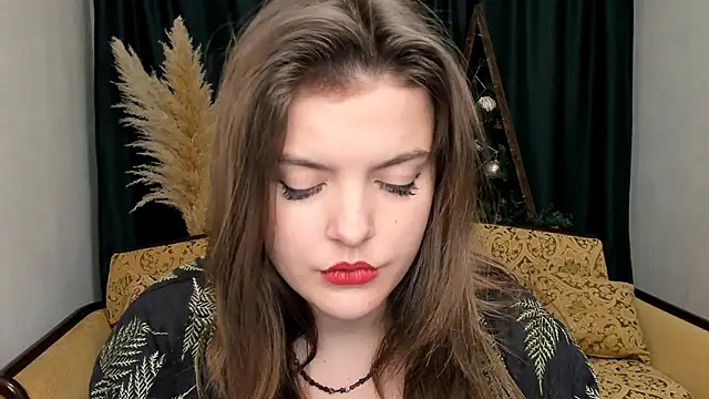 Snapshot of showmeparadise chatting on February 5, 12:27 pm showmeparadise online show from February 5, 12:27 pm