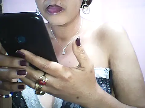 Snapshot of layanah12 chatting on September 9, 6:18 pm layanah12 online show from September 9, 6:18 pm