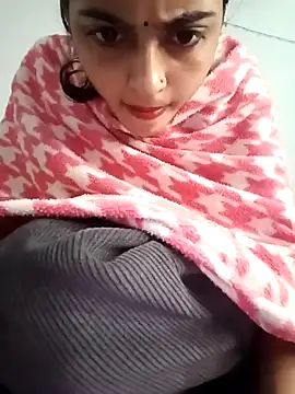 Snapshot of pikubaby chatting on December 26, 9:58 pm pikubaby online show from December 26, 9:58 pm