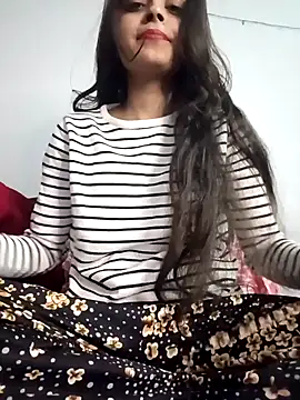 Snapshot of pikubaby chatting on January 16, 6:48 pm pikubaby online show from January 16, 6:48 pm