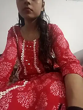 Snapshot of pikubaby chatting on February 2, 5:37 pm pikubaby online show from February 2, 5:37 pm