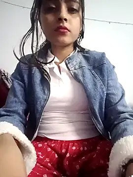 Snapshot of pikubaby chatting on February 12, 6:40 pm pikubaby online show from February 12, 6:40 pm