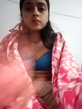 Snapshot of pikubaby chatting on February 13, 9:49 pm pikubaby online show from February 13, 9:49 pm