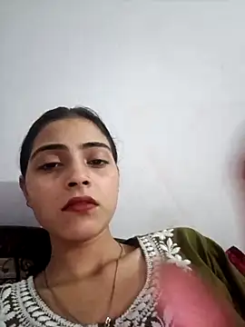 Snapshot of pikubaby chatting on September 29, 8:24 pm pikubaby online show from September 29, 8:24 pm