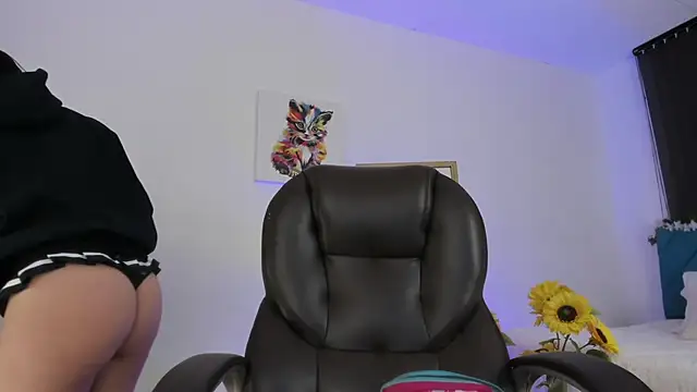 Escarlett Wii online show from December 14, 1:27 pm