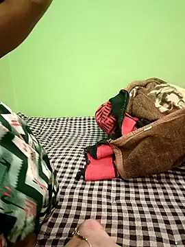 EACH 555 online show from November 22, 7:07 am