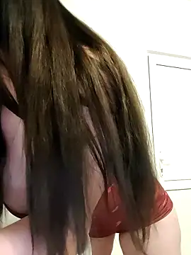 Snapshot of leeya_lee chatting on February 17, 6:26 pm leeya lee online show from February 17, 6:26 pm