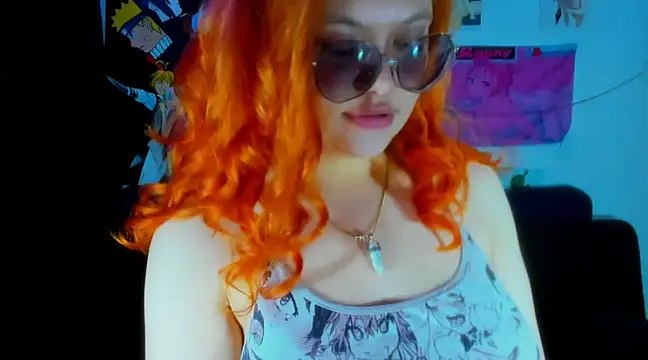 Snapshot of Lily_stone04 chatting on December 7, 3:25 am Lily stone04 online show from December 7, 3:25 am
