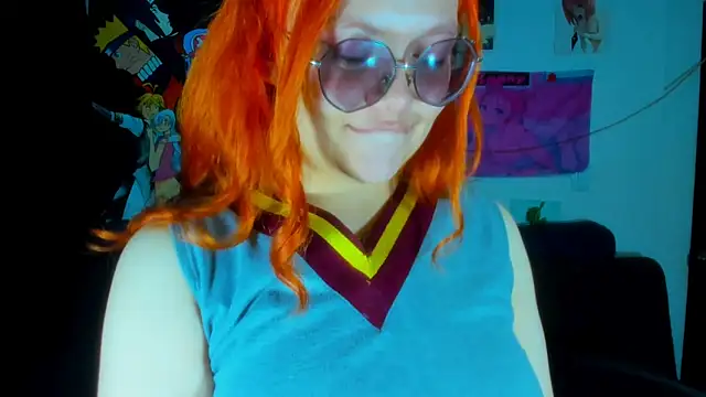 Snapshot of Lily_stone04 chatting on January 4, 9:43 am Lily stone04 online show from January 4, 9:43 am
