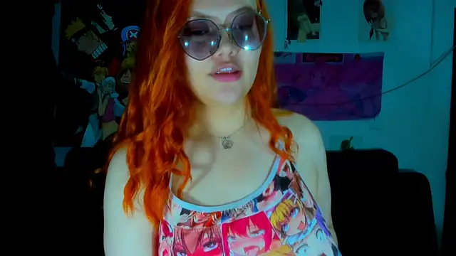 Snapshot of Lily_stone04 chatting on January 11, 7:39 am Lily stone04 online show from January 11, 7:39 am