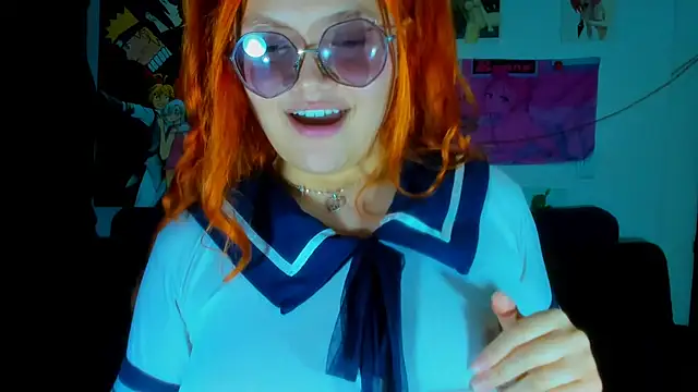 Snapshot of Lily_stone04 chatting on January 13, 8:47 am Lily stone04 online show from January 13, 8:47 am