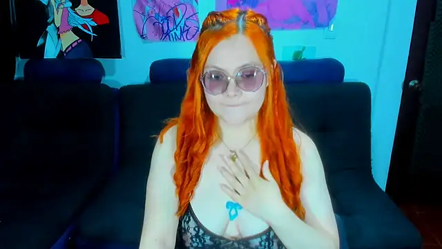 Snapshot of Lily_stone04 chatting on January 19, 5:58 am Lily stone04 online show from January 19, 5:58 am