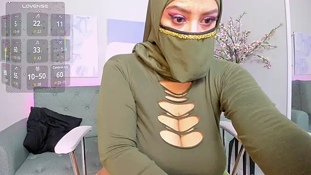 cloe sirena online show from November 19, 3:01 pm